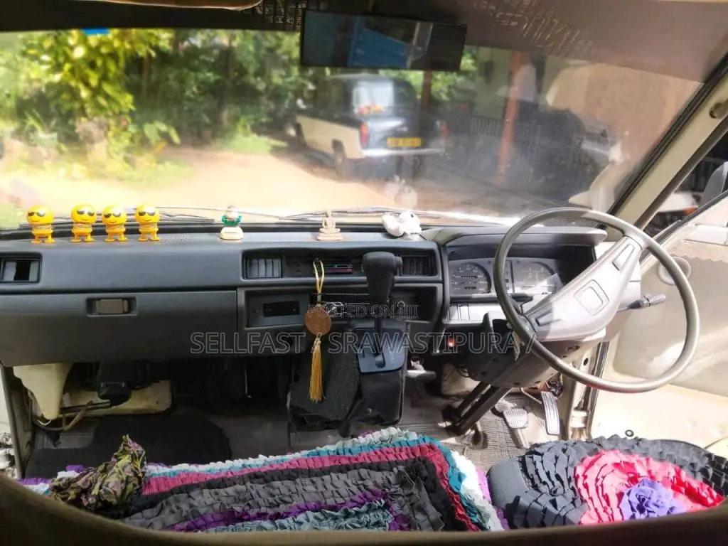 Nissan Vanette 1983 Van (Used)
