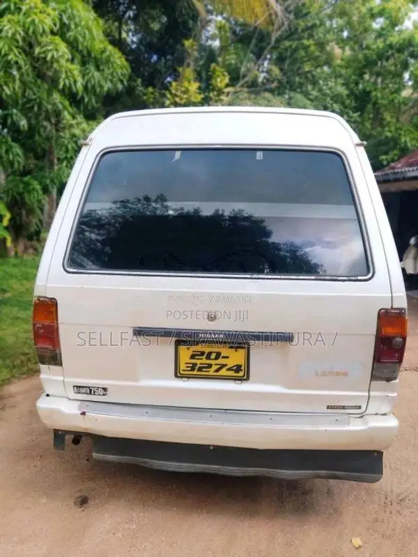 Nissan Vanette 1983 Van (Used)