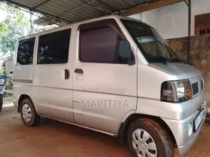 Nissan Clipper 2011 Van (Used)
