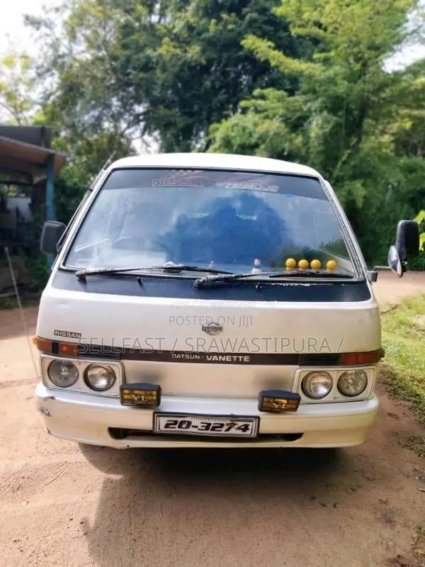 Nissan Vanette 1983 Van (Used)