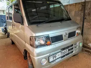 Nissan Clipper 2011 Van (Used)