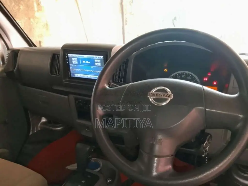 Nissan Clipper 2011 Van (Used)