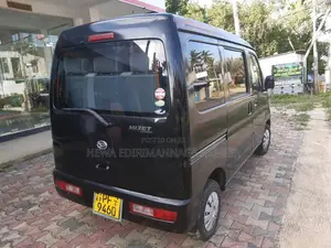 Daihatsu Hijet Van 2012 Van (Used)