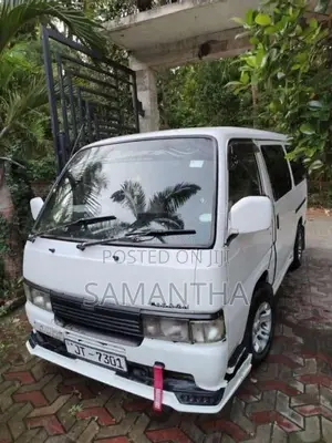 Nissan Caravan 1998 Van (Used)