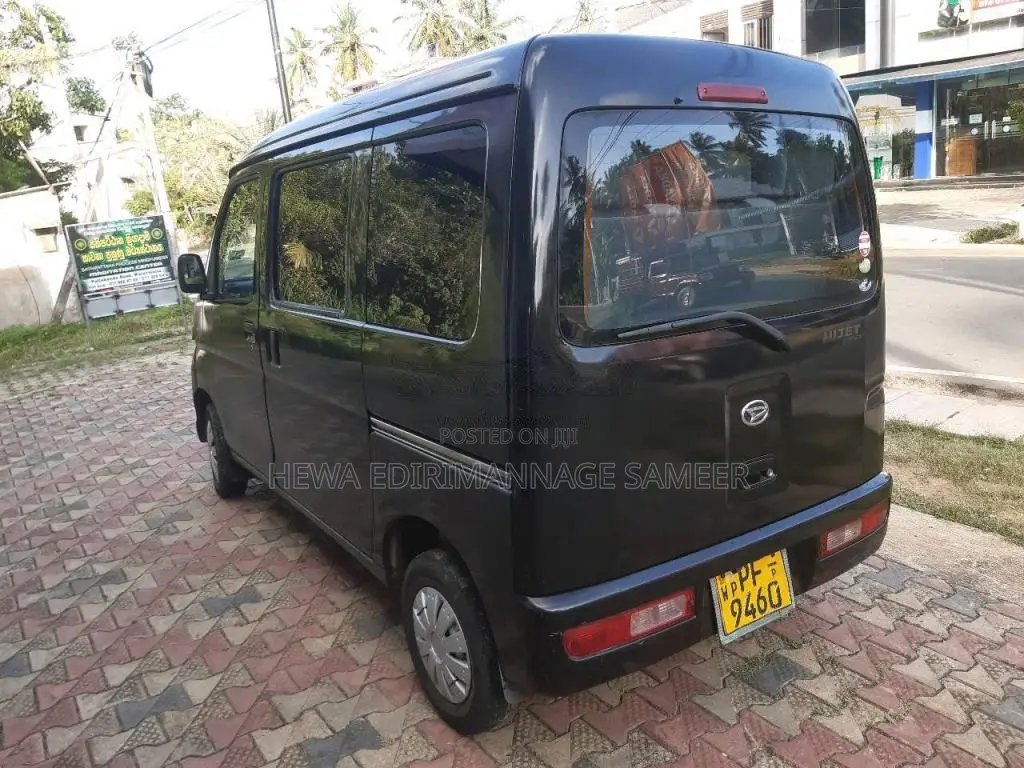 Daihatsu Hijet Van 2012 Van (Used)