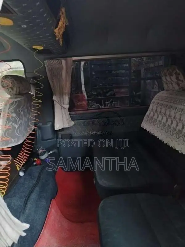 Nissan Caravan 1998 Van (Used)