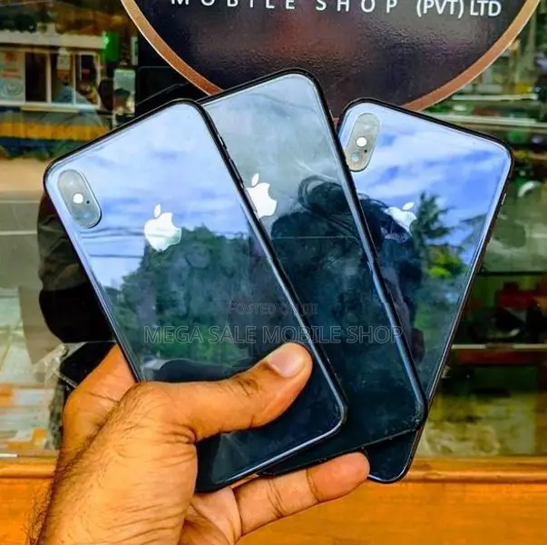 Apple iPhone XS Max (Used)