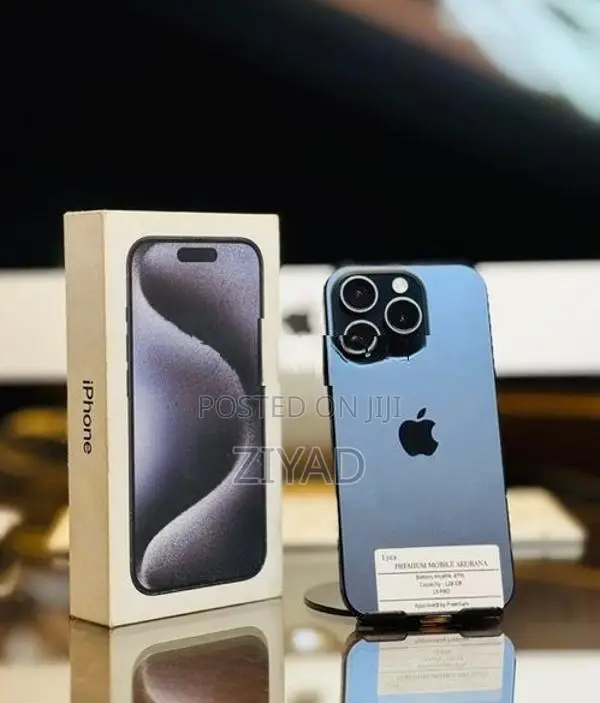 Apple iPhone 15 Pro Max 256GB (Used)