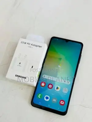 Samsung Galaxy A06 4GB 64GB (Used)