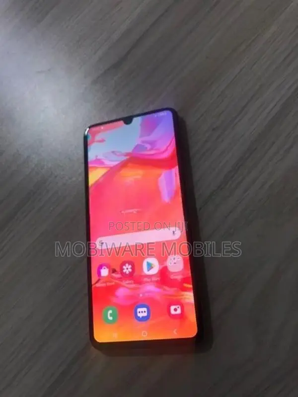 Samsung Galaxy A70 6GB 128GB (Used)