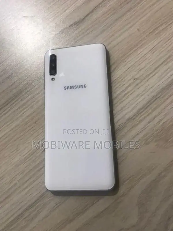 Samsung Galaxy A70 6GB 128GB (Used)