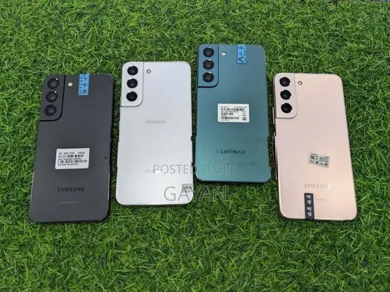 Samsung Galaxy S22 8GB RAM 256GB 5G (Used)
