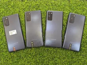 Samsung Galaxy S20FE 5G 128GB 6GB RAM (Used)