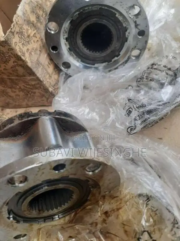 Freewheel hub manual set - Toyota LandcruiserLJ70/78/79 models for SUV