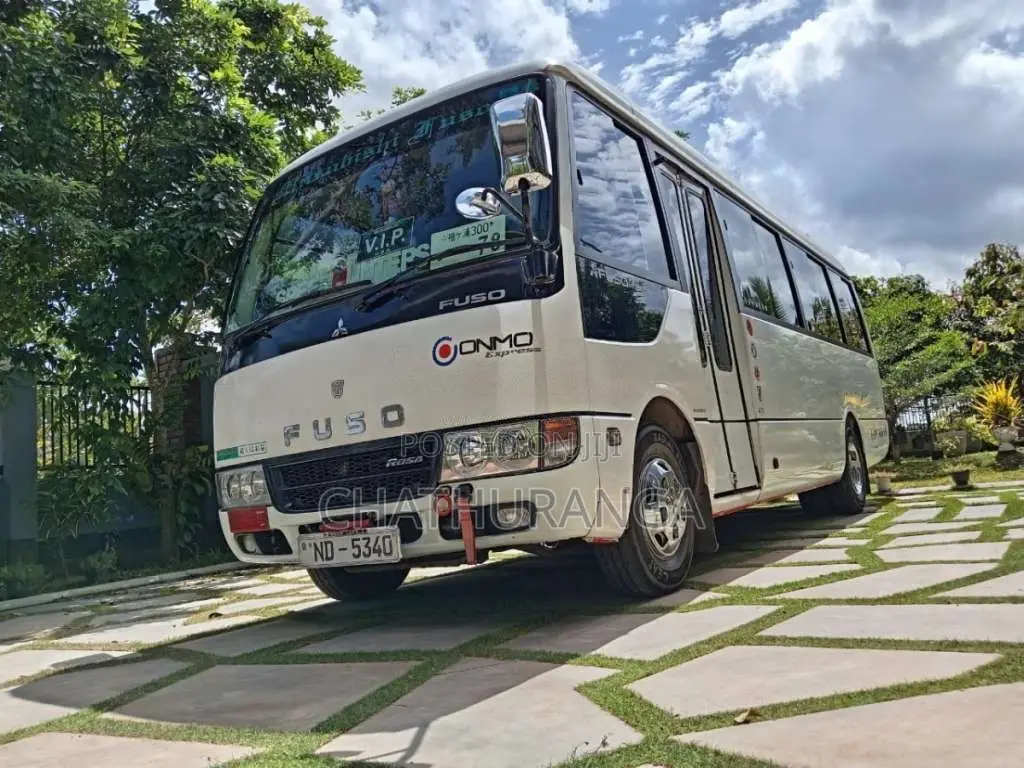 Mitsubishi Rosa 2012 Bus (Used)