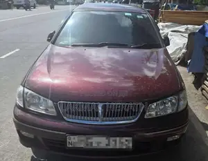 Nissan Bluebird 2000 Car (Used)