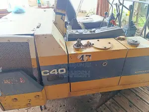Komatsu PC 40 2009 Heavy-Duty (Used)
