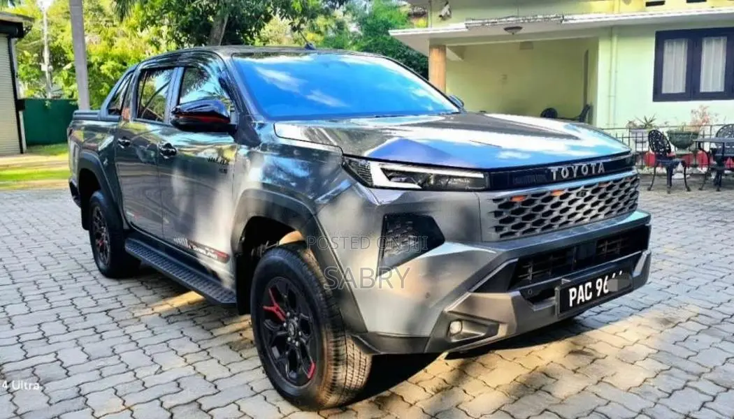 Toyota Hilux 2025 Pickup (Used)