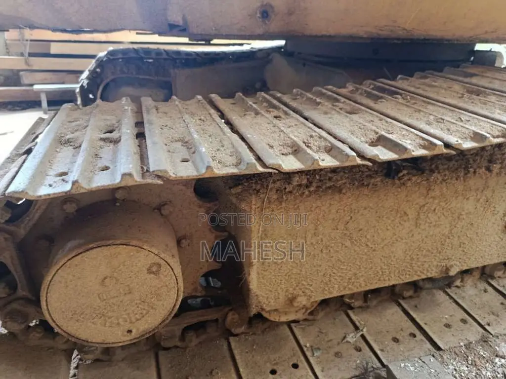 Komatsu PC 40 2009 Heavy-Duty (Used)