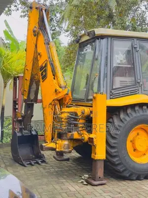 JCB 3CX 1996 Heavy-Duty (Used)