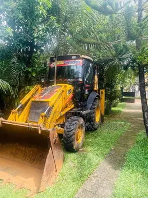 JCB 3CX Jcb 2006 Heavy-Duty (Used)