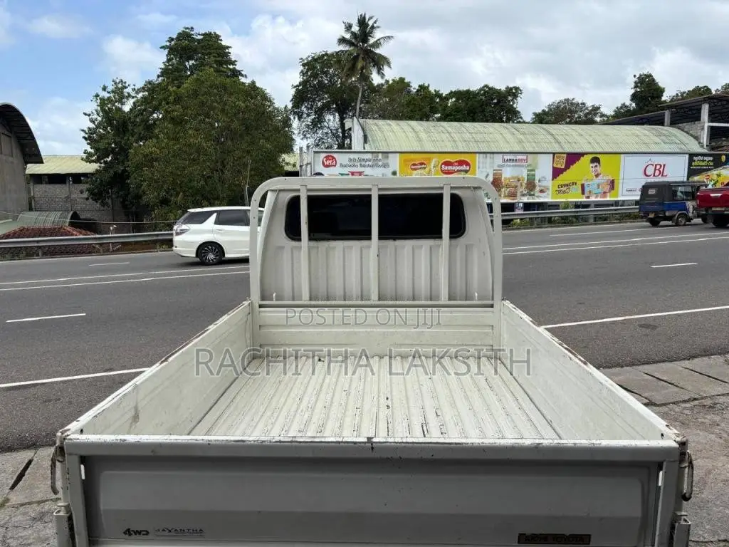 Toyota CrewCab 2001 Crew Cab (Used)