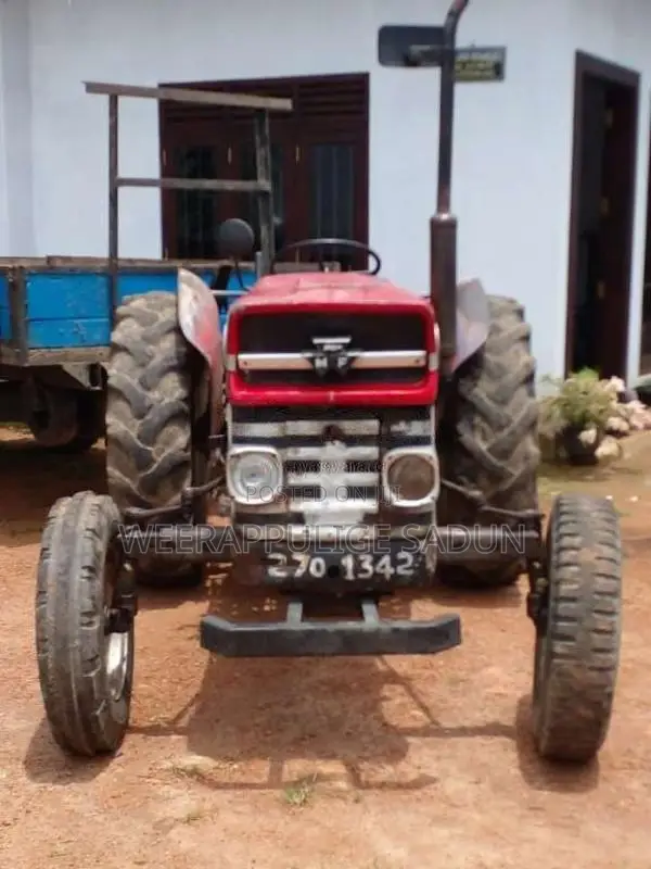 Massey-Ferguson 135 1986 Tractor (Used)