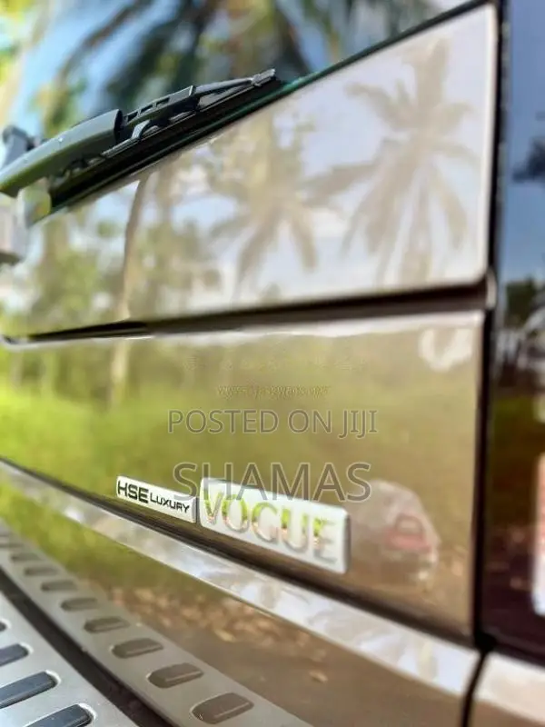 Land-Rover Discovery 4 HSE VOGUE 2013 SUV (Used)