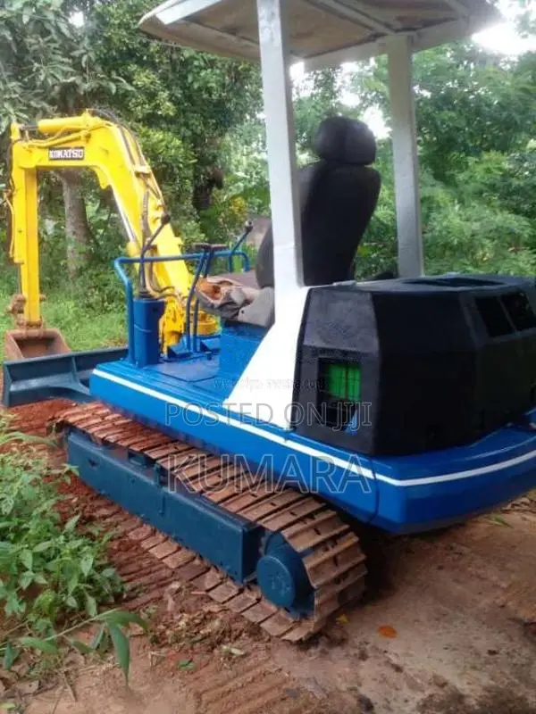Komatsu PC30-5 2000 Heavy-Duty (Used)