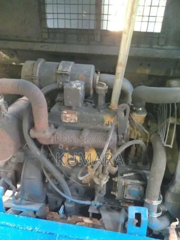 Komatsu PC30-5 2000 Heavy-Duty (Used)