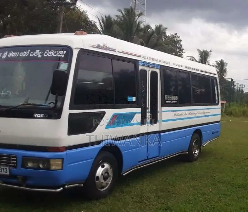 Mitsubishi Baby Rosa 1989 Bus (Used)