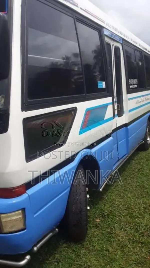 Mitsubishi Baby Rosa 1989 Bus (Used)