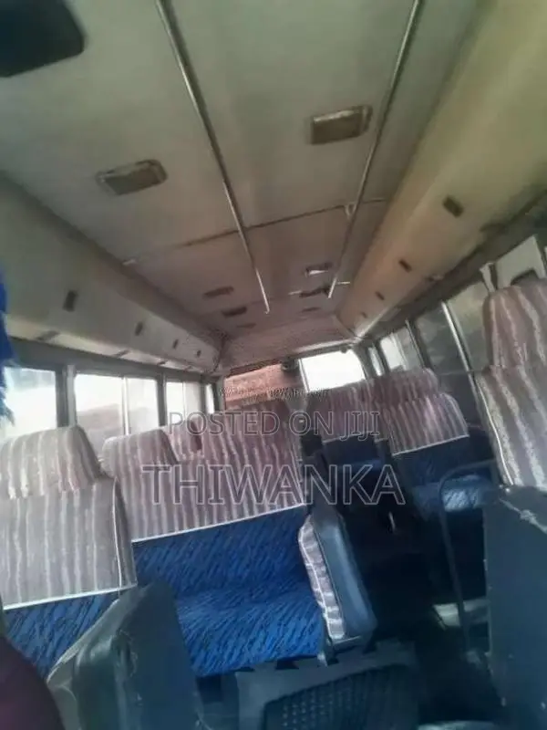 Mitsubishi Baby Rosa 1989 Bus (Used)