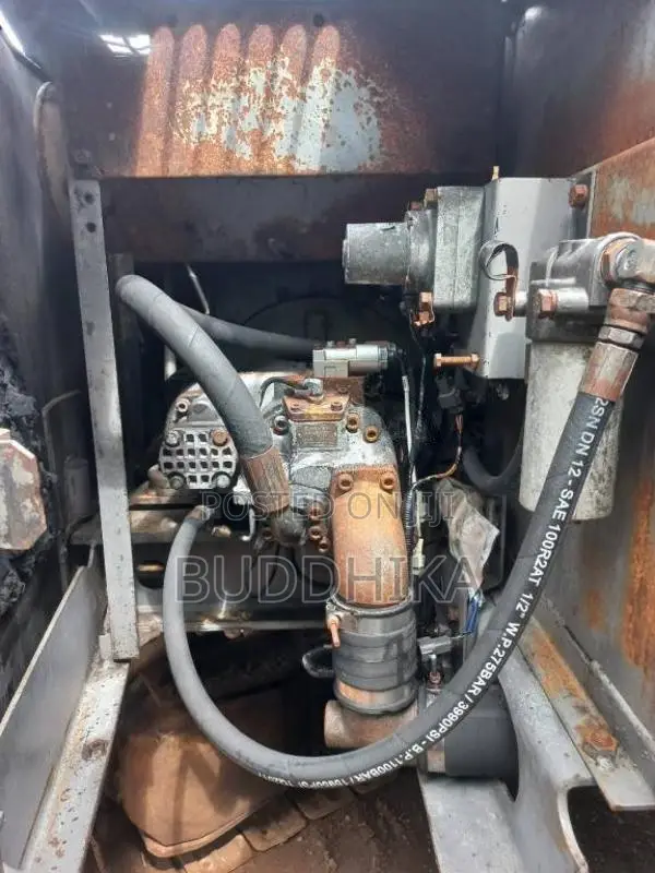 Hitachi 120-2 LANY 2000 Heavy-Duty (Used)