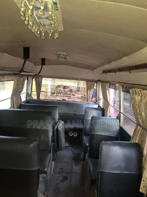 Isuzu Journey M 1981 Bus (Used)