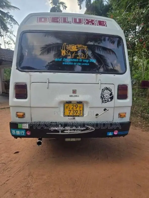 Isuzu Journey M 1981 Bus (Used)
