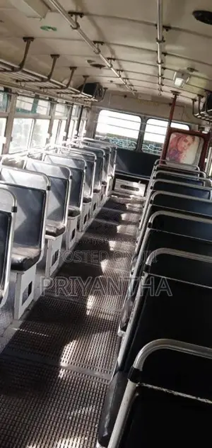 Ashok-Leyland Viking 2004 Bus (Used)