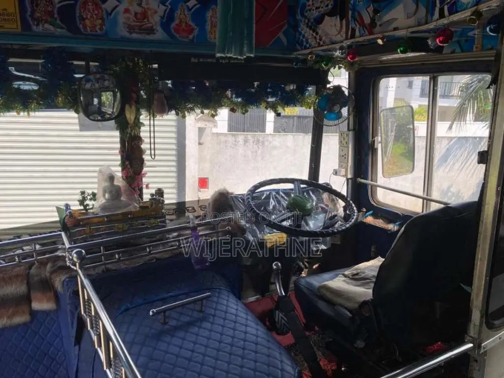 Ashok-Leyland Ruby 2008 Bus (Used)