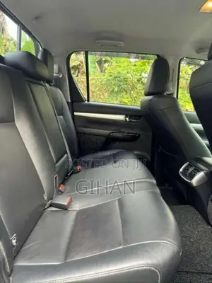 Toyota Hilux V Grade 2020 Pickup (Used)