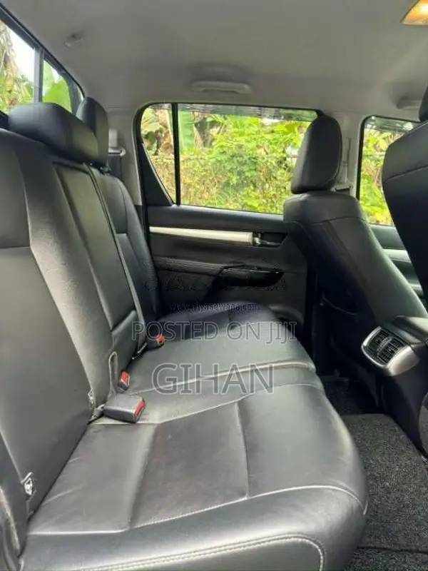 Toyota Hilux V Grade 2020 Pickup (Used)