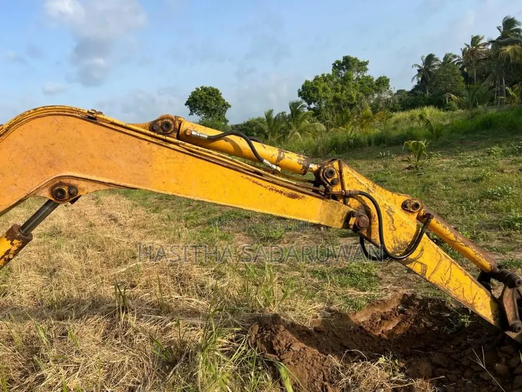 Komatsu Excavetor PC 30 1995 Heavy-Duty Unregistered (Recondition)