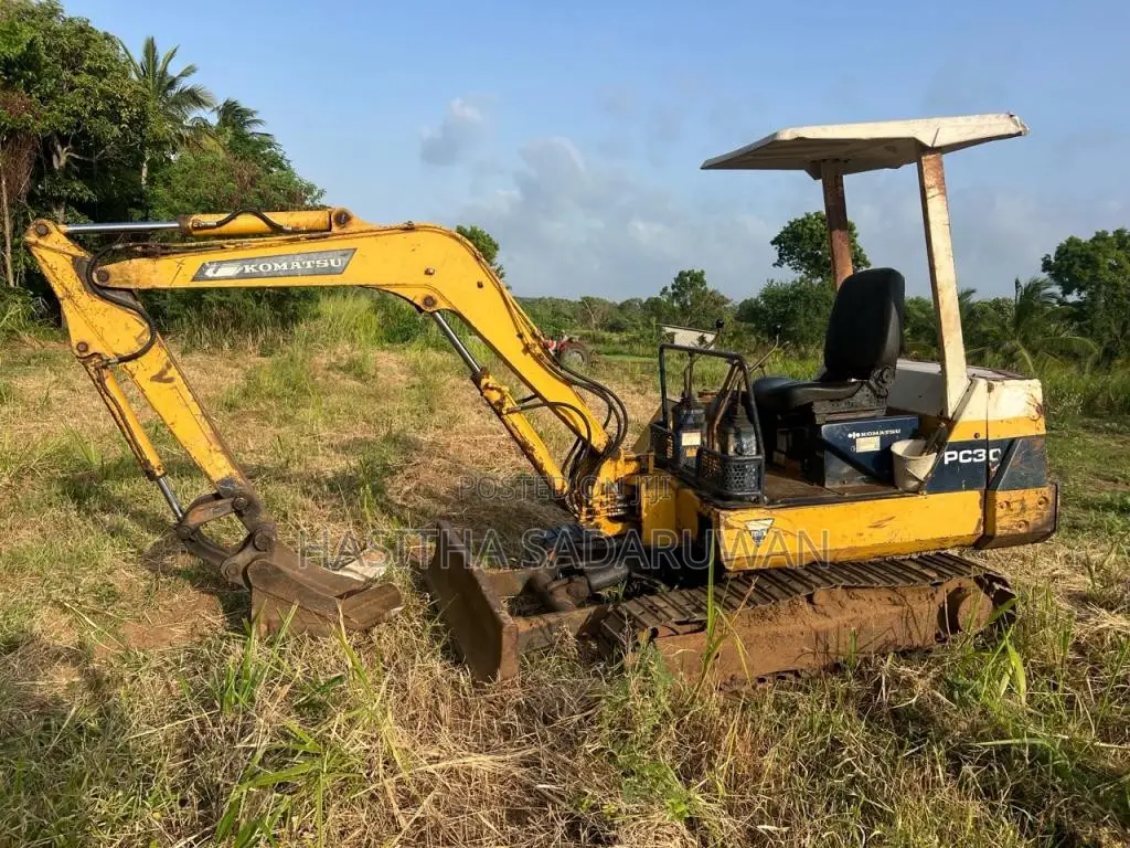 Komatsu Excavetor PC 30 1995 Heavy-Duty Unregistered (Recondition)