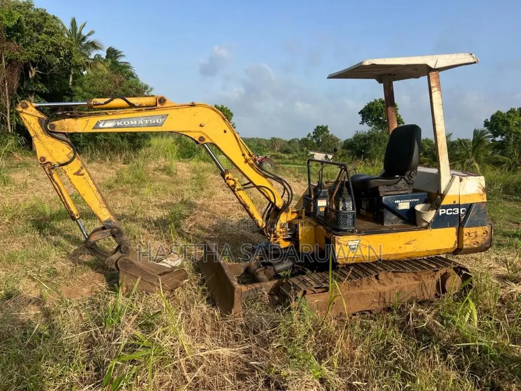 Komatsu Excavetor PC 30 1995 Heavy-Duty Unregistered (Recondition)