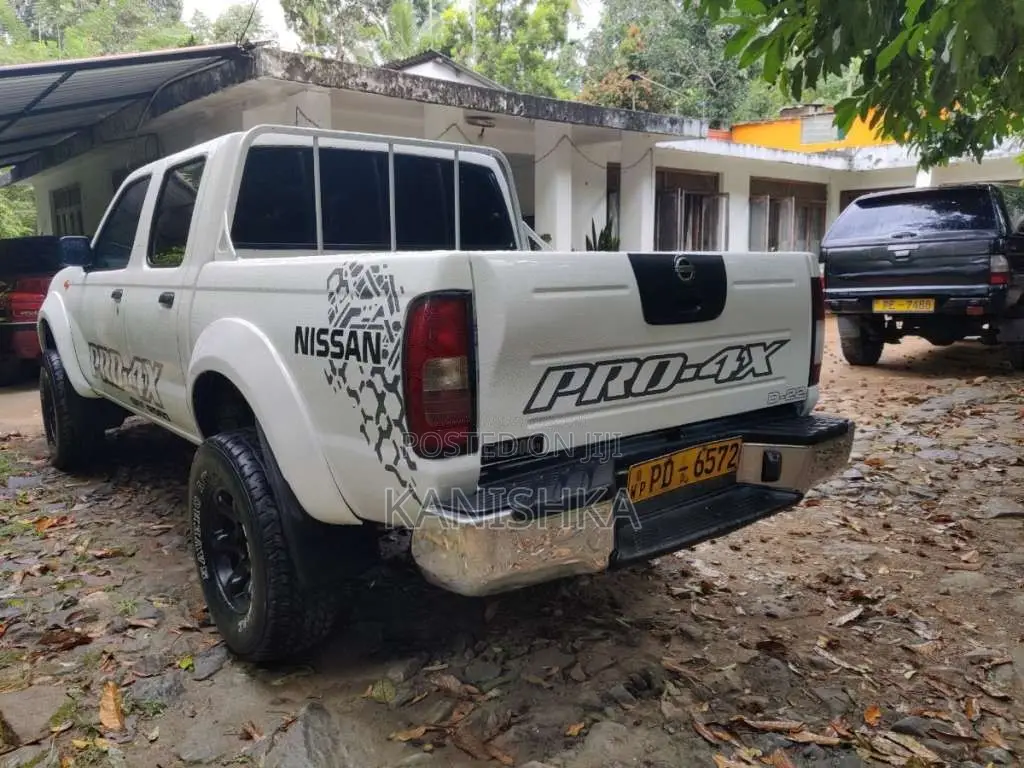 Nissan D22 2012 Pickup (Used)