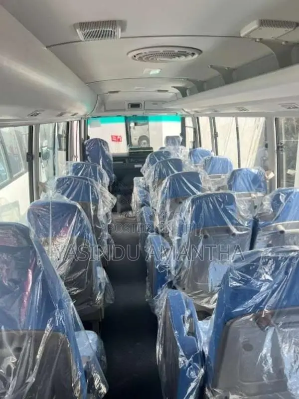 Mitsubishi Fuso Rosa 2025 Bus (Used)