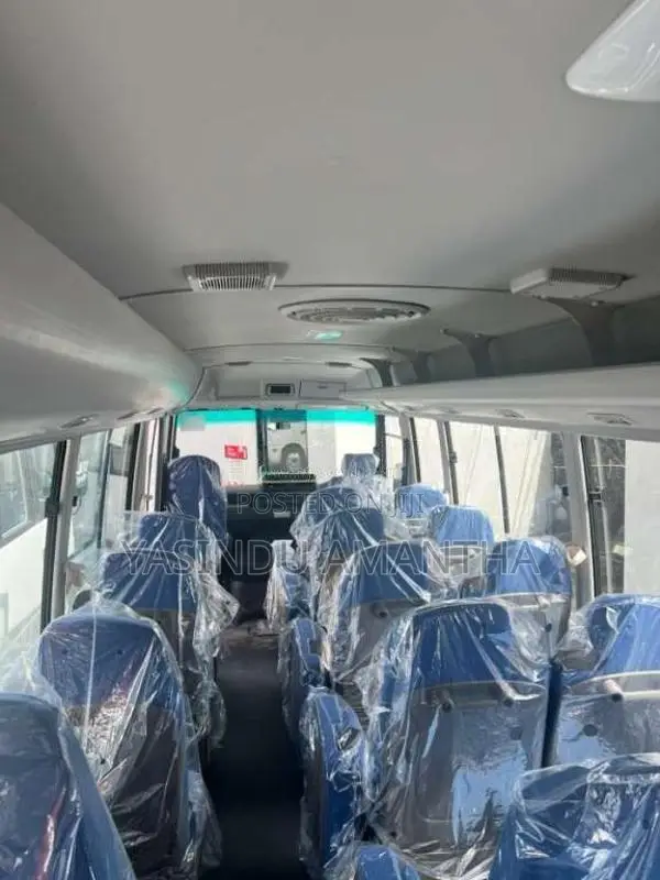 Mitsubishi Fuso Rosa 2025 Bus (Used)