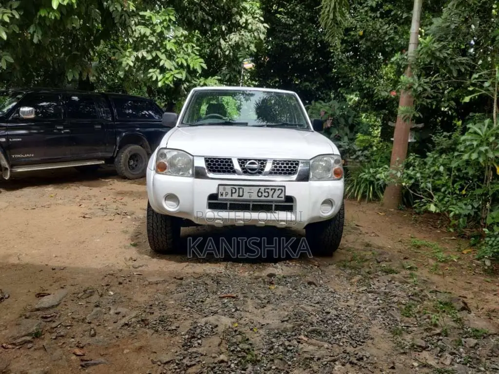 Nissan D22 2012 Pickup (Used)