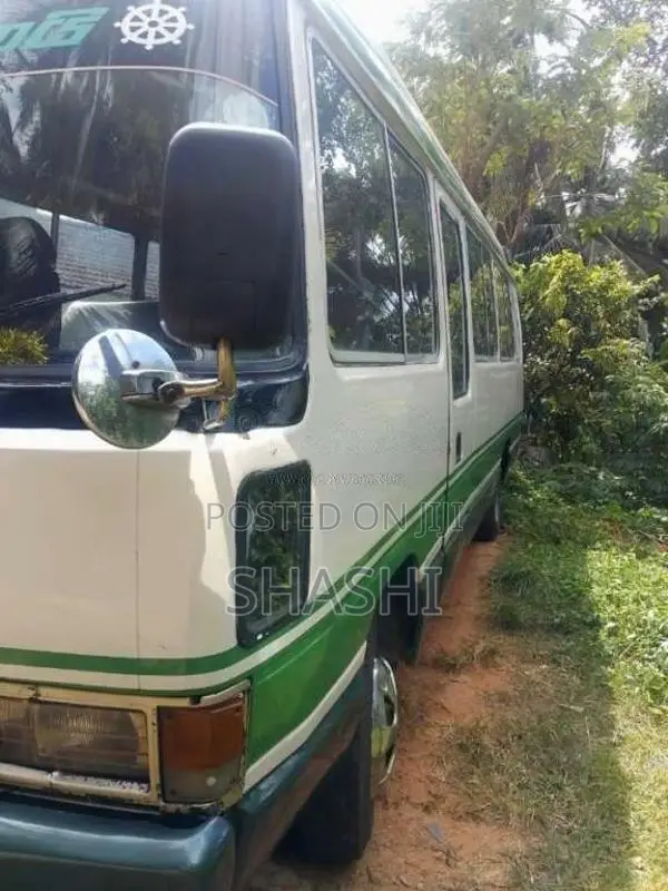 Toyota COASTER 1988 Bus (Used)