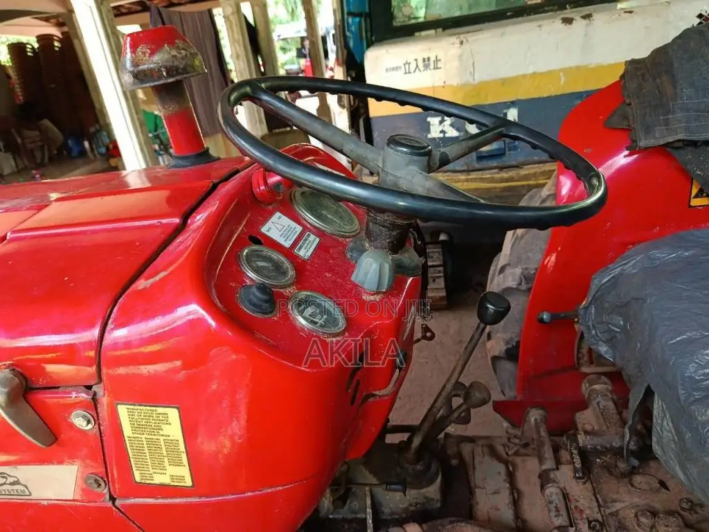 Massey-Ferguson MF 135 D Hevy 1994 Tractor (Used)
