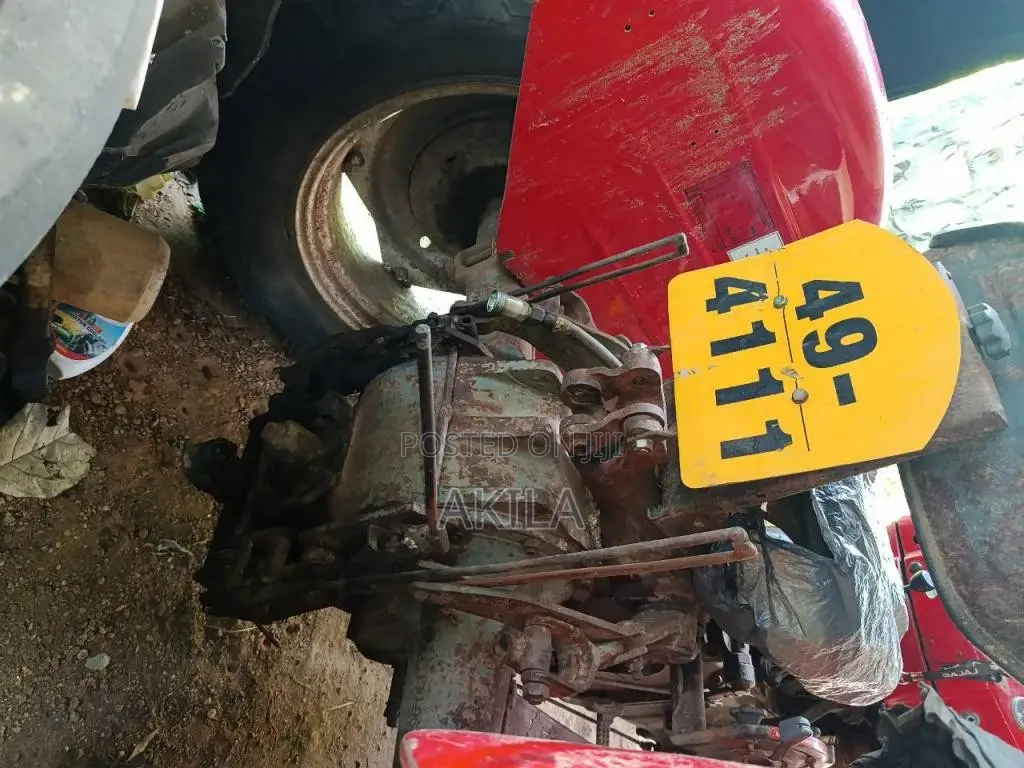Massey-Ferguson MF 135 D Hevy 1994 Tractor (Used)